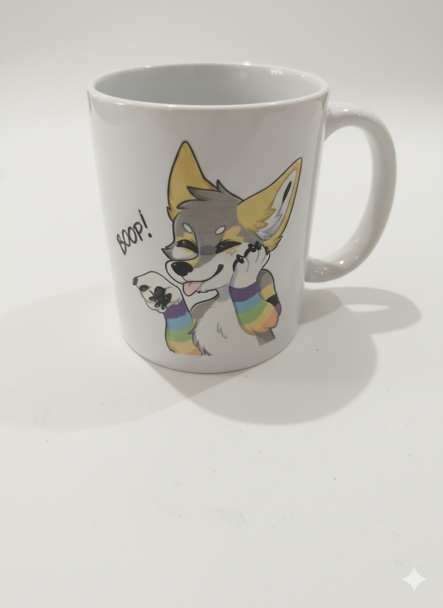 mug avec foxstar54000 qui se fait boop